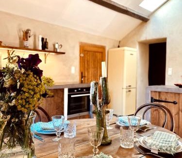 Mons Apartment | Romantic Med Chic Retreat with pool on GR trail