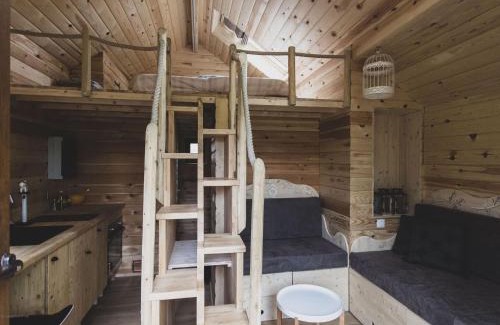 Bohon Ski Chalet | Romantic Woodland Chalet