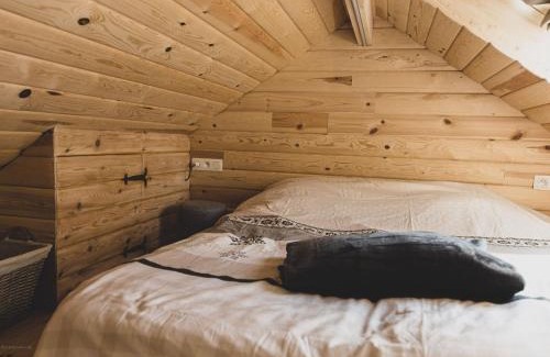 Bohon Ski Chalet | Romantic Woodland Chalet