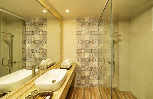 Da Lat Hotel | Romeo Juliet Dalat Resort