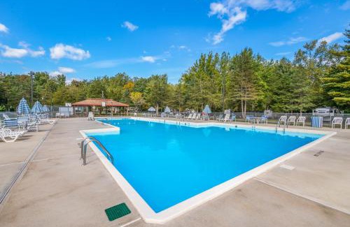 Accord Other | Rondout Valley Camping Resort Deluxe Park Model 11