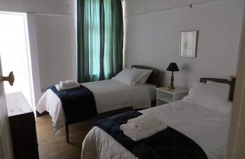 Graaff-Reinet House | Roode Bloem Farm House
