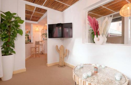 Camp El Ghoul Apartment | Rooftop centre ville jacuzzi