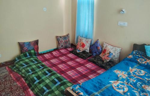 Srinagar House | rOoh