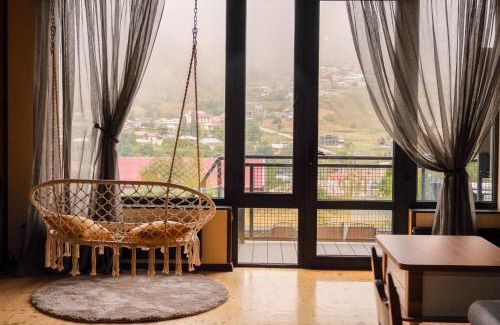 Stepantsminda Apartment | Rookhe Kazbegi