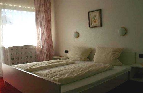Vielbrunn Hotel | Room 2 - Hotel Café Talblick