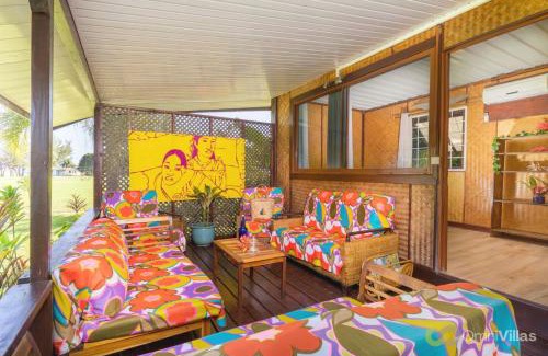 Moorea-Maiao Apartment | Room 3 - Secluded Rustic Bungalow by Tipaniers Beach