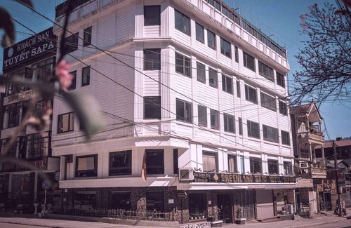 Sa Pa Apartment | Room 4: Lily - Greenland Sa Pa Hotel by DLMHnn