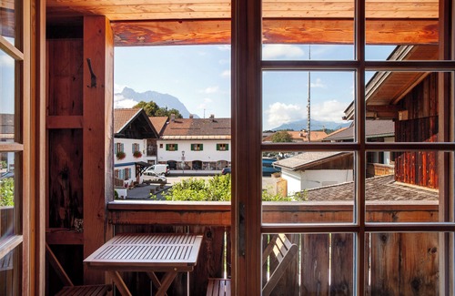 Kruen Apartment | Room 'Apartment Mit Bergblick' with Mountain View, Balcony and Wi-Fi