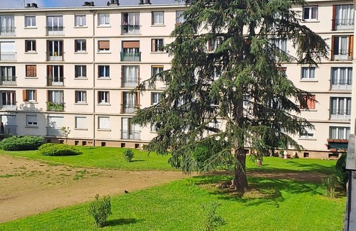 Thiais Apartment | Room at 7 minute areport d'orly