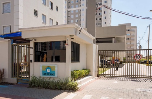Sao Jose dos Campos Apartment | Room available in apartment for female tourists