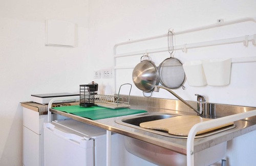 Riotorto Apartment | Room 'Camera 5 - Del Ponti' with Shared Garden and Wi-Fi