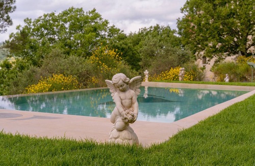 Gragnola RV Rental | Room 'Chalet 2' with Mountain View, Wi-Fi and Air Conditioning