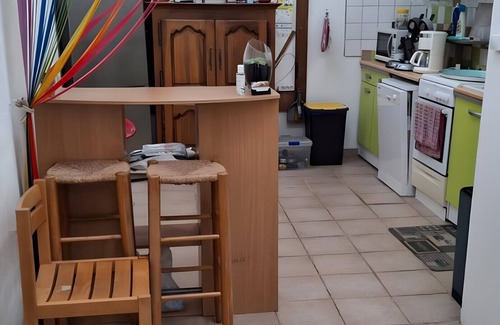 Montbrun-les-Bains Apartment | Room 'Coquelicot' with Mountain View, Shared Terrace and Wi-Fi