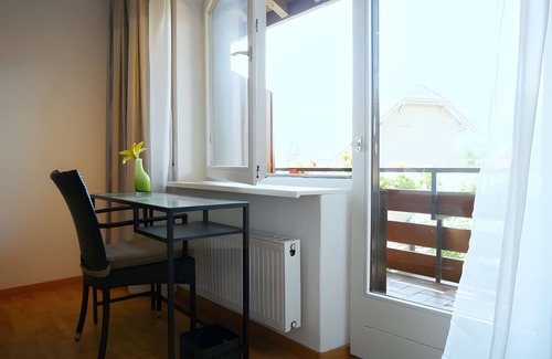 Urberg Apartment | Room 'Doppelzimmer - Nr 4' with Shared Terrace, Shared Garden and Balcony