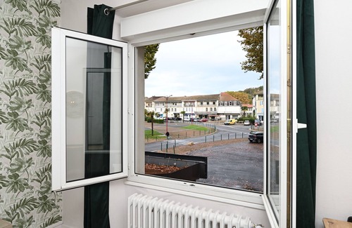 Salies-du-Salat Apartment | Room 'Double Room' with Shared Terrace, Wi-Fi and Air Conditioning