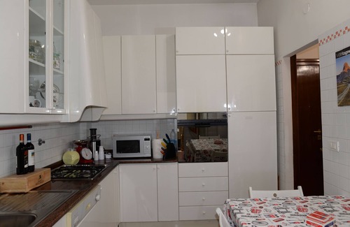 Tor di Quinto House | Room-emilio Home Triple Room in our Cozy