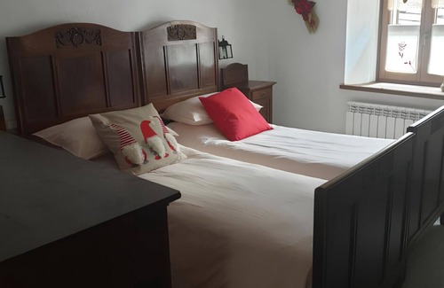 Sampeyre Bed & Breakfast | Room "Flora" in B&B Antica Casa Occitana