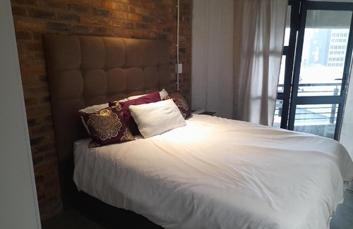 Downtown Johannesburg Apartment | Room for You in Maboneng