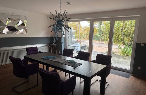 Lingen Apartment | Room 'Haus Erika 1' with Shared Terrace and Wi-Fi