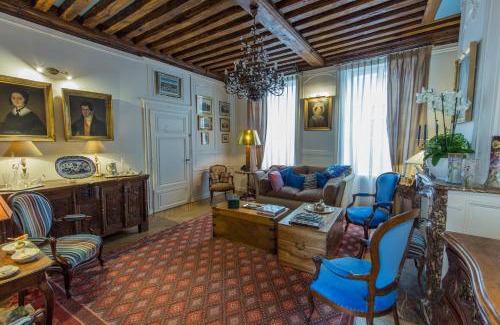 Bourgogne House | Room in Guest room - This 10th Century home sits in an exceptional setting in the center of Orleans