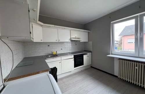 Ramstein-Miesenbach Apartment | Room in Landstuhl (Room 9, upper floor)