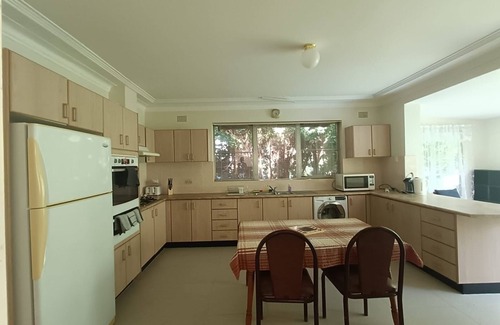 Beecroft House | Room in large, spacious Beecroft house with garden (Shared accommodation)