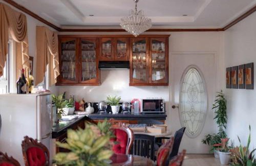 Jaro House | Room in Lustria Castle