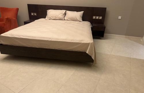 Mirdif House | Room in villa king bed master for girls or family
