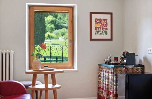 Affi Apartment | Room 'La Cavallina Suite' with Shared Pool, Shared Garden and Wi-Fi