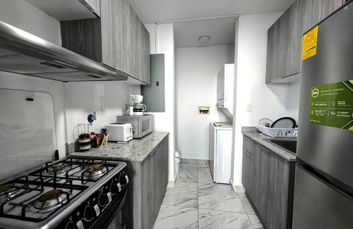 Santa Ana House | Room-sofa Bed Stay Rooftop Pool & Gym, A
