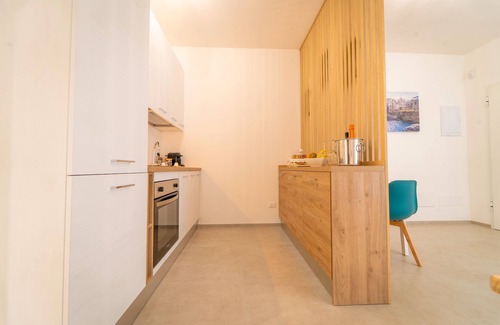 Conversano Apartment | Room 'Volutta' with Shared Terrace, Wi-Fi and Air Conditioning