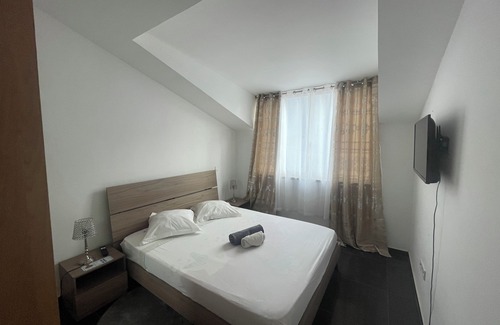 Praia Bed & Breakfast | room with a host by the sea nA haven of peace for sleeping or working – wifi