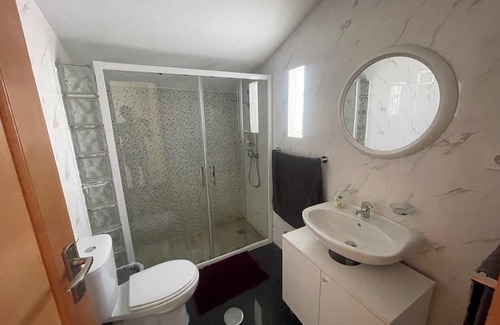 Praia Bed & Breakfast | room with a host by the sea nA haven of peace for sleeping or working – wifi