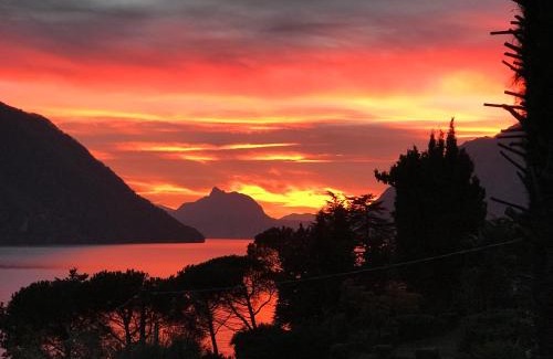 Cressogno House | Room with a View