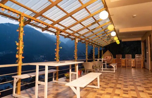 Aleo Cottage | Room with Magnificent views| Olive Manali Cottage