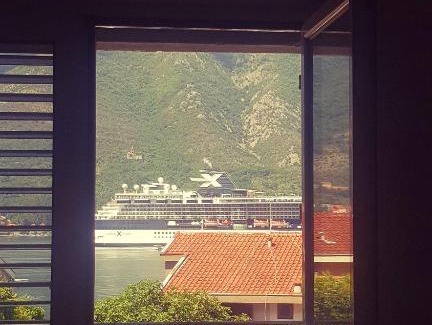Dobrota House | Room With Sea View