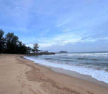 Kampung Sura Masjid House | RoomAh Sura Damai