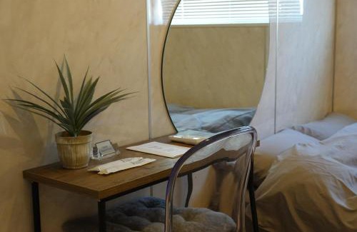 Fuchu Apartment | ROOMs 001 カフェ併設 綺麗なワンルーム 分倍河原駅から徒歩3分