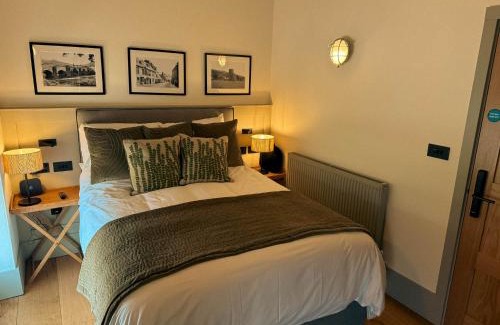 Llangattock Hotel | Rooms at The Vine Tree