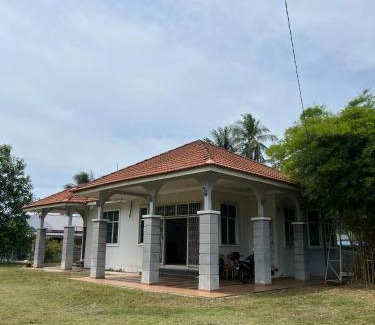 Telok Kachang House | Roomstay Bintong