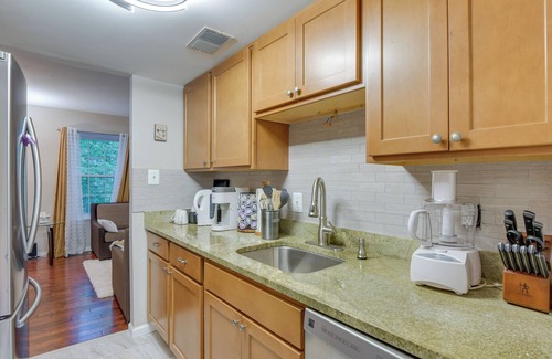 Long Reach House | Roomy Columbia Retreat ~ 17 Mi to Dtwn Baltimore