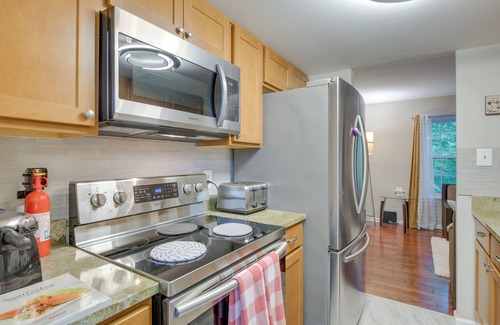 Long Reach House | Roomy Columbia Retreat ~ 17 Mi to Dtwn Baltimore