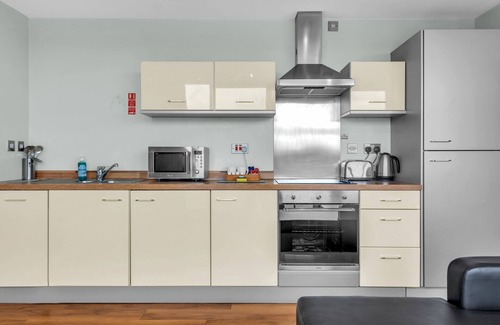 Leeds Apartment | Roomzzz Leeds Headingley