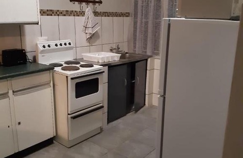 Bela-Bela Apartment | Roos Getaway Apartments #4