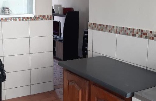 Bela-Bela Apartment | Roos Getaway Apartments #7