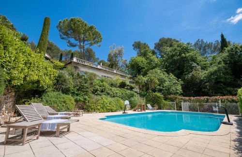 Roquefort-les-Pins Villa | Roquefort-les-Pins Villa Sleeps 8 Pool Air Con WiFi