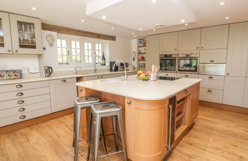 Castallack Cottage | ROS VALE, pet friendly, luxury holiday cottage in St Buryan