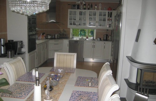 Kolmarden House | Rosa Villa with pool, jetty and playground 4 children