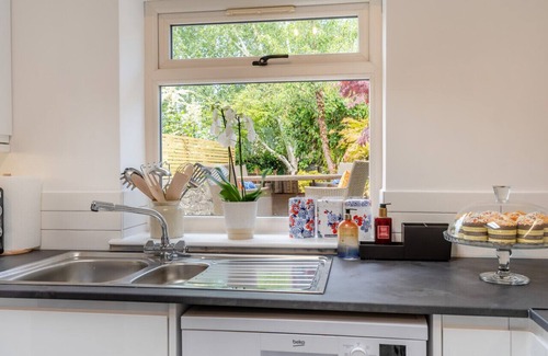 Crickhowell House | Rose Cottage - Crickhowell